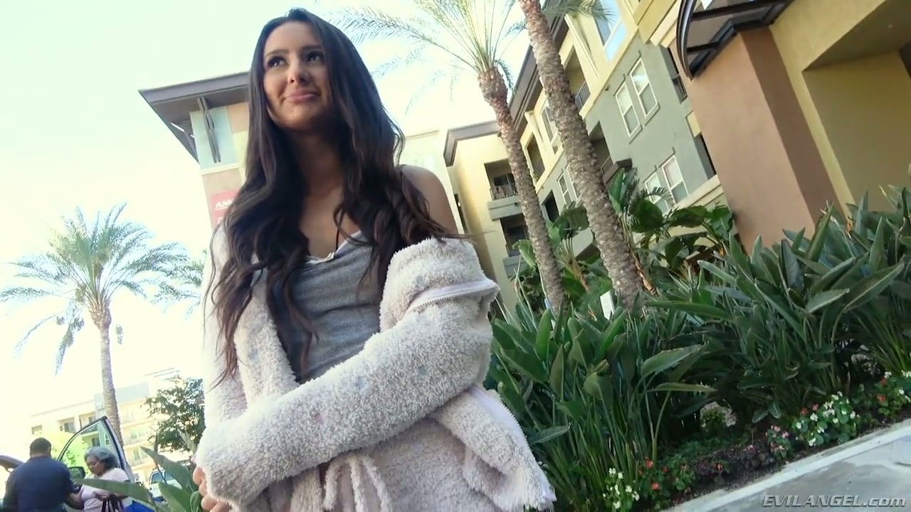 Juicy with sexy booty Eliza Ibarra enjoys being poked doggy