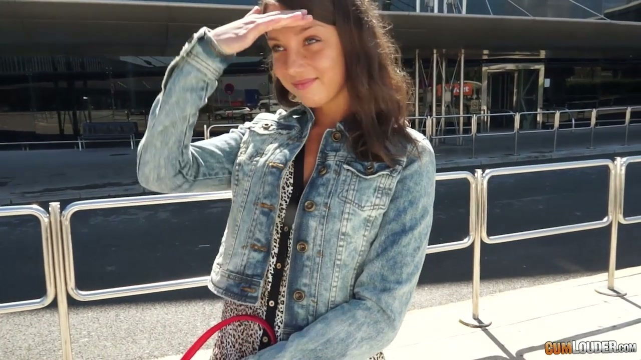 Leggy quite bootyful chick Foxy picked fucked