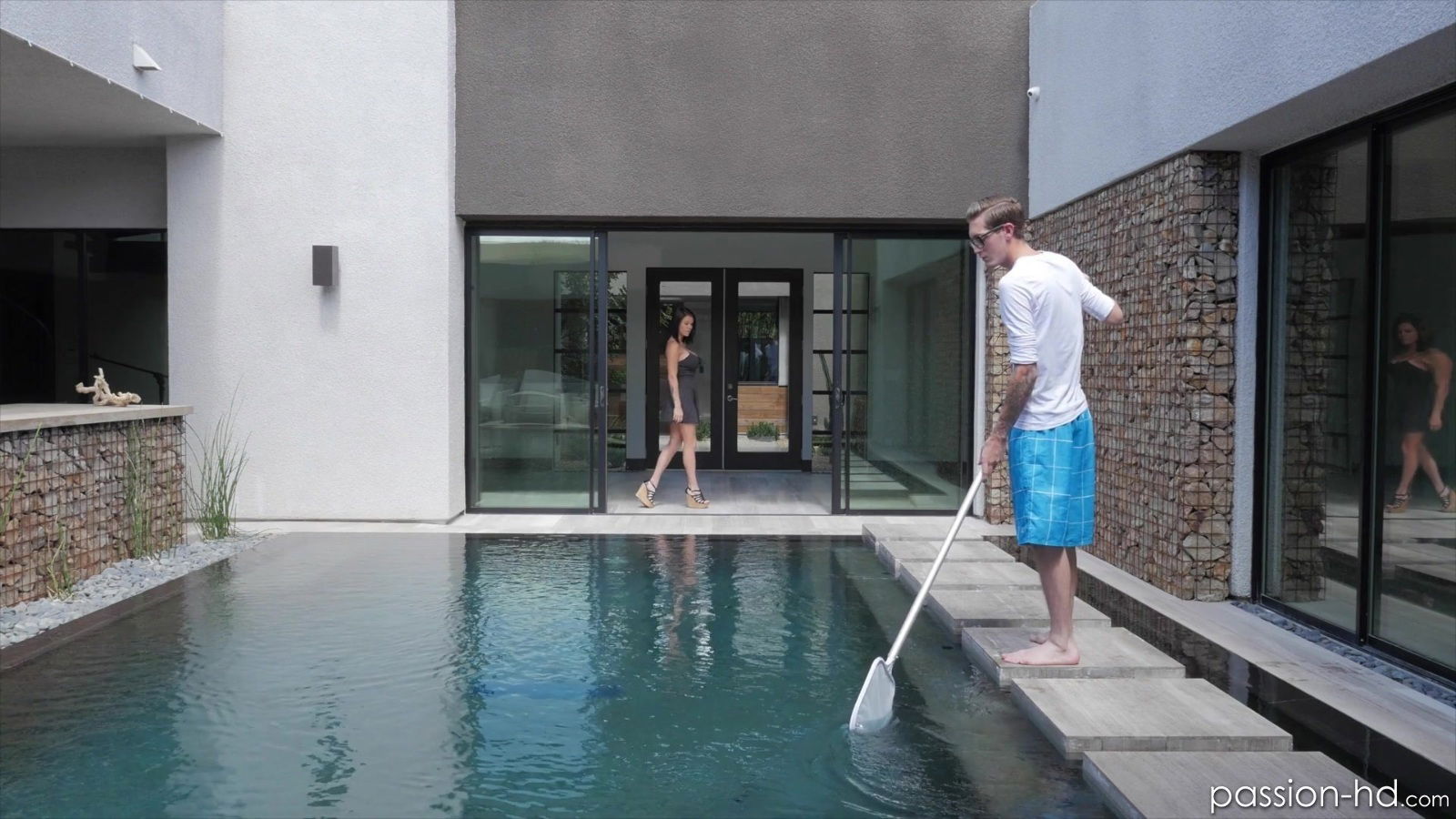 Peta Jensen gets shaved cunt plowed while bounce