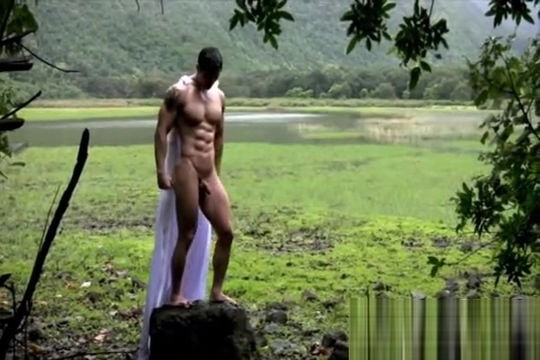 Peter Fever White Cape