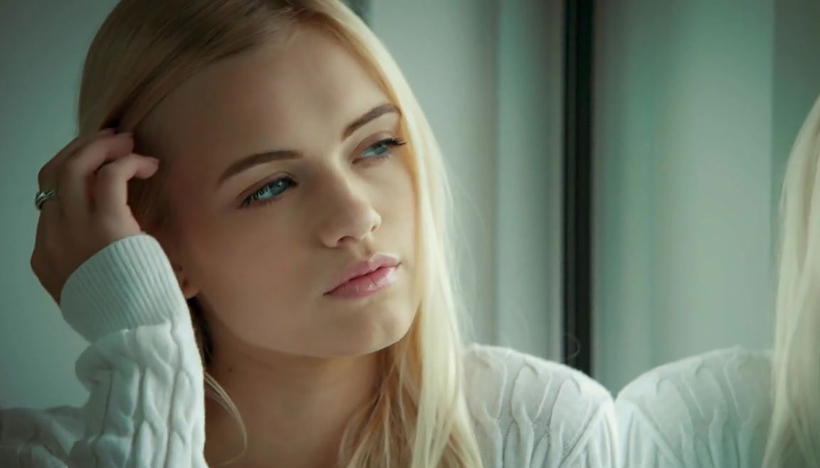 Rich American Alex Grey gets more than bargained