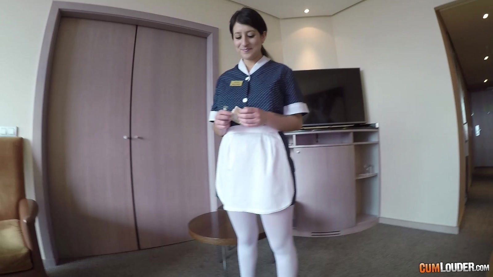 Brunette Latina maid Pamela Silva seduced suck ride