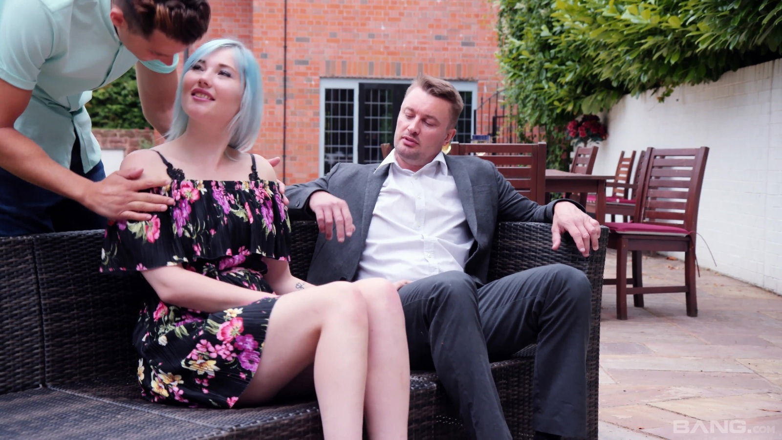 Misha Mayfair fucks two guys in a public park with a happy ending