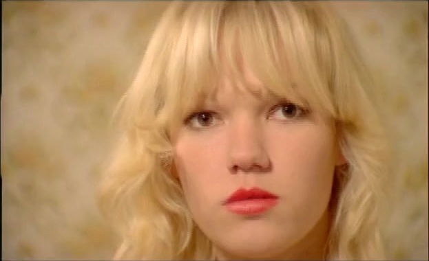 Threesome blowjob scene from La Maison des phantasmes (1978)