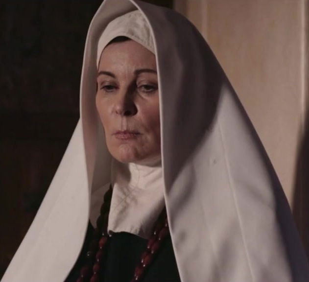 Mona Wales Serene Siren pussy licking floor hardcore