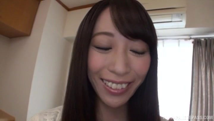 Beautiful natural Momose Yuri huge cumshot