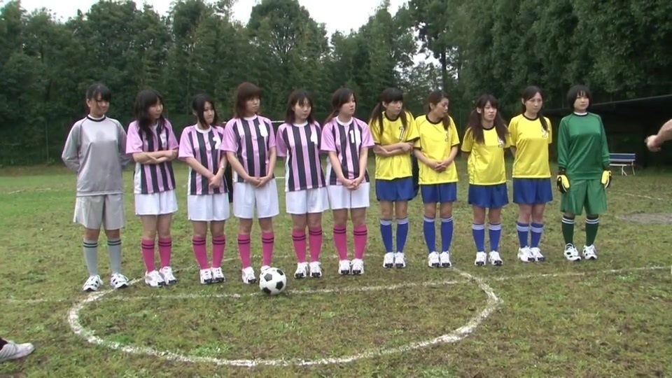 Young Japanese Fattie Fucked In Gangbanged In Locker room