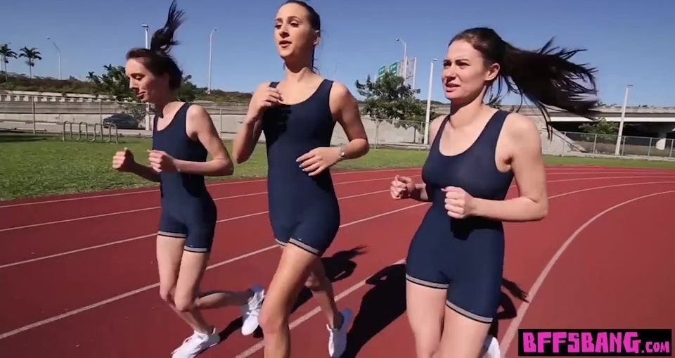 Lesbian eighteen years old athletes tasted vaginas after workout