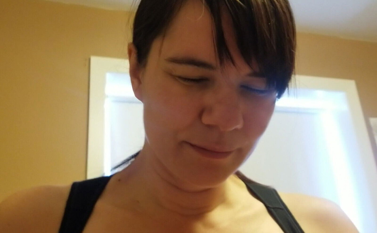 cumming while wife masturbates with egg watching porn