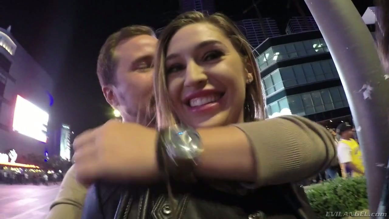 Picked curvy sexy nympho Kleio Valentien fucked hotel