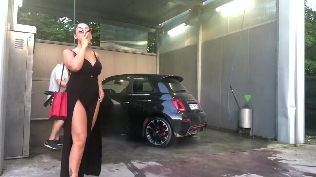 Alluring Bitch Smokes