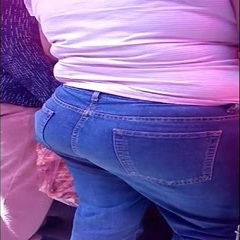 Mi tia culona le dicen hojuela o chococrispis