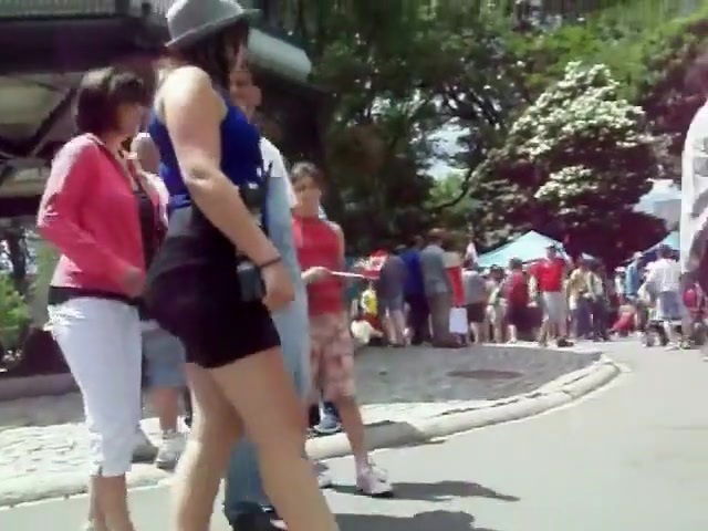 Nice wiggle in a short skirt