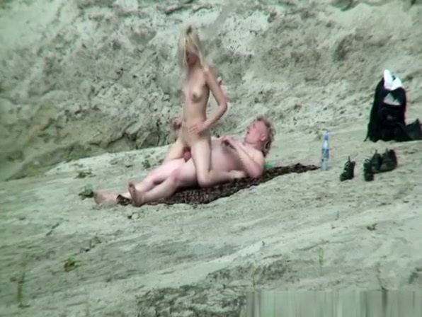 Nude couple fucking rocks