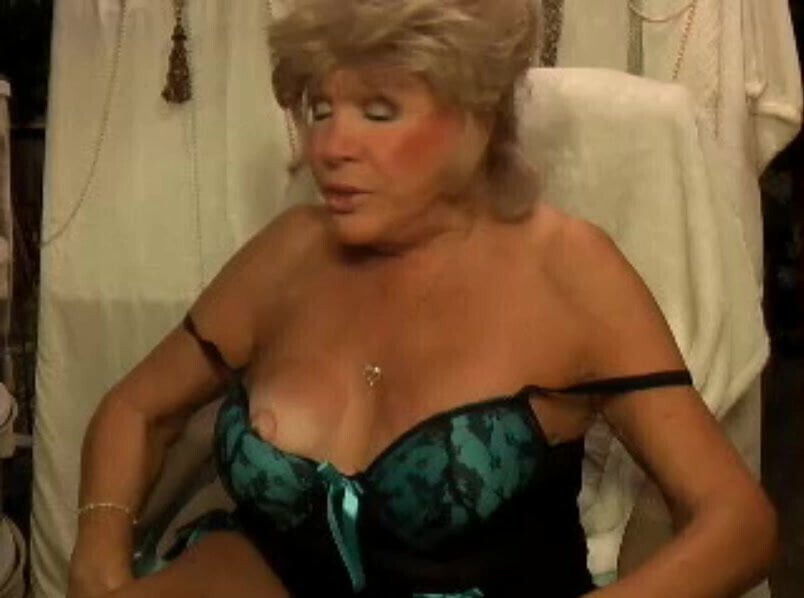 American granny spread