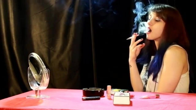 Lady Ruby Smoke and Red Lips Thumbzilla