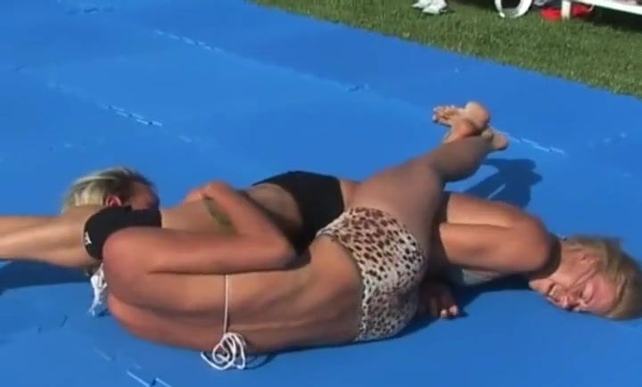 Catfight - Tough Wrestling