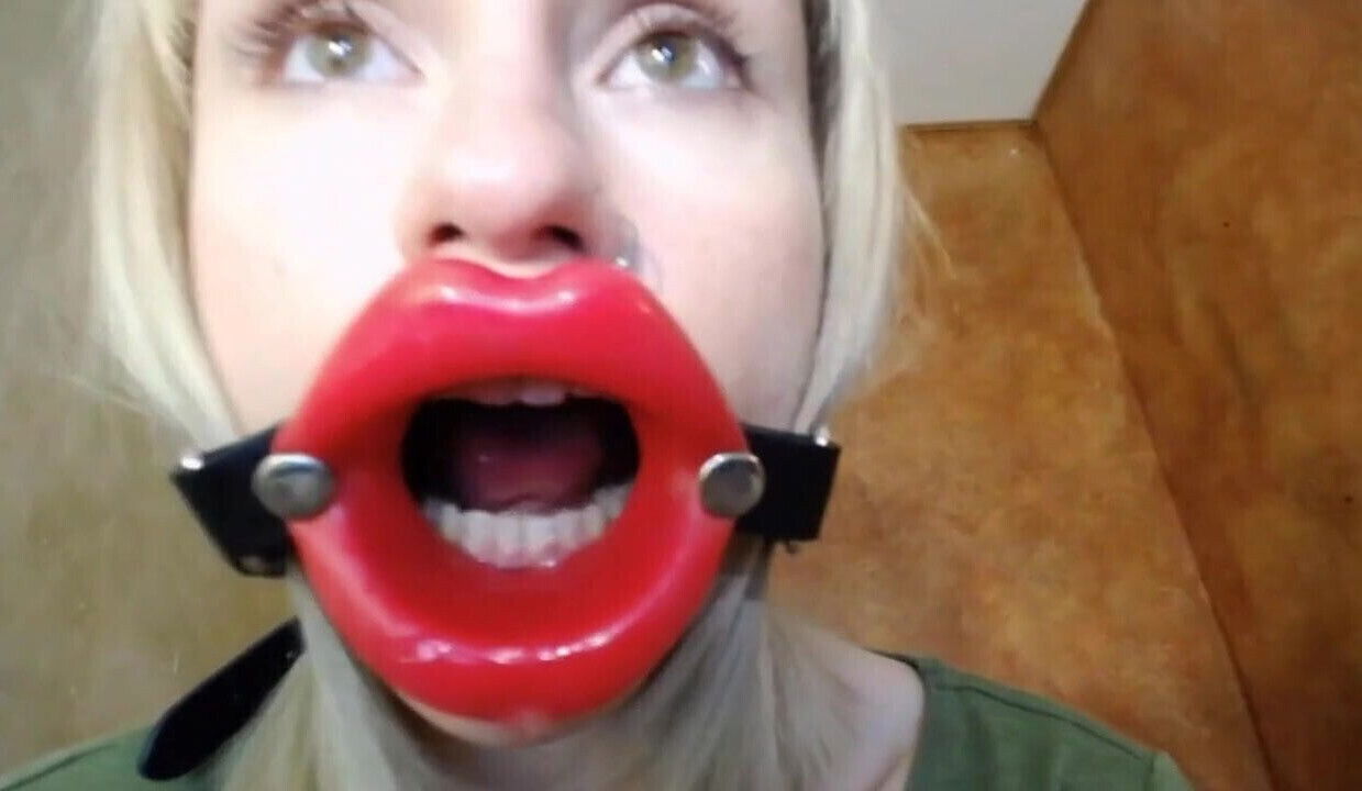 CIRCUS GEEKS & FREAKS!