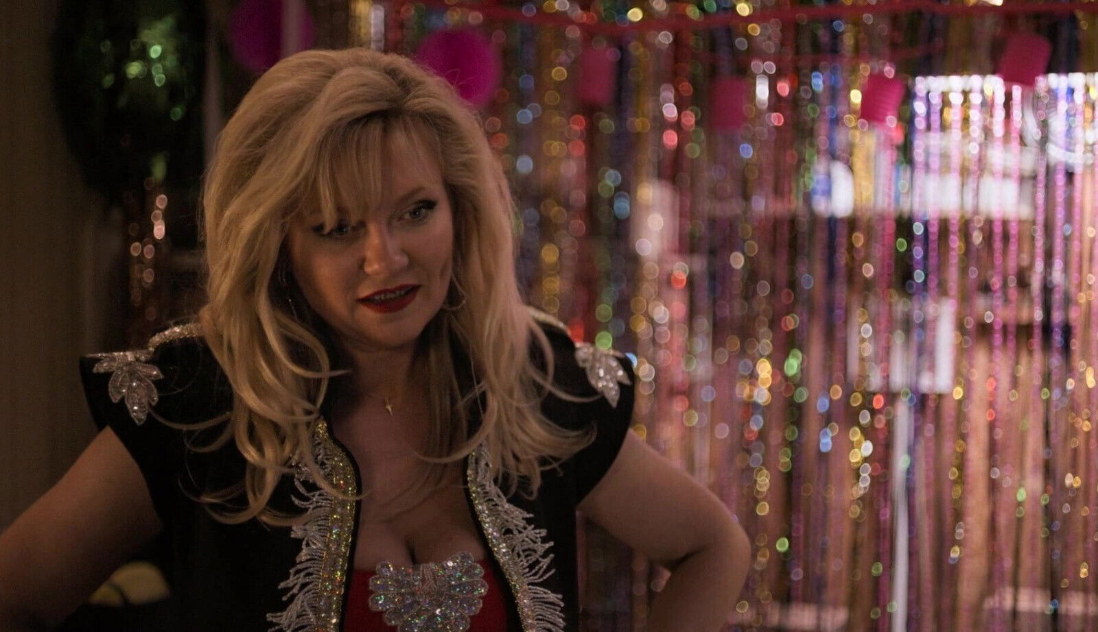 Kirsten Dunst 'On Becoming Central Florida' s1e02