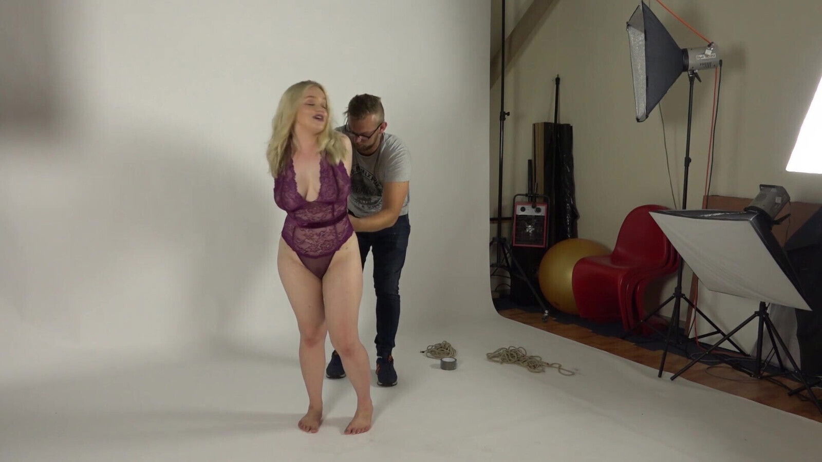 Jade Samantha Photoshoot Ends Bondage