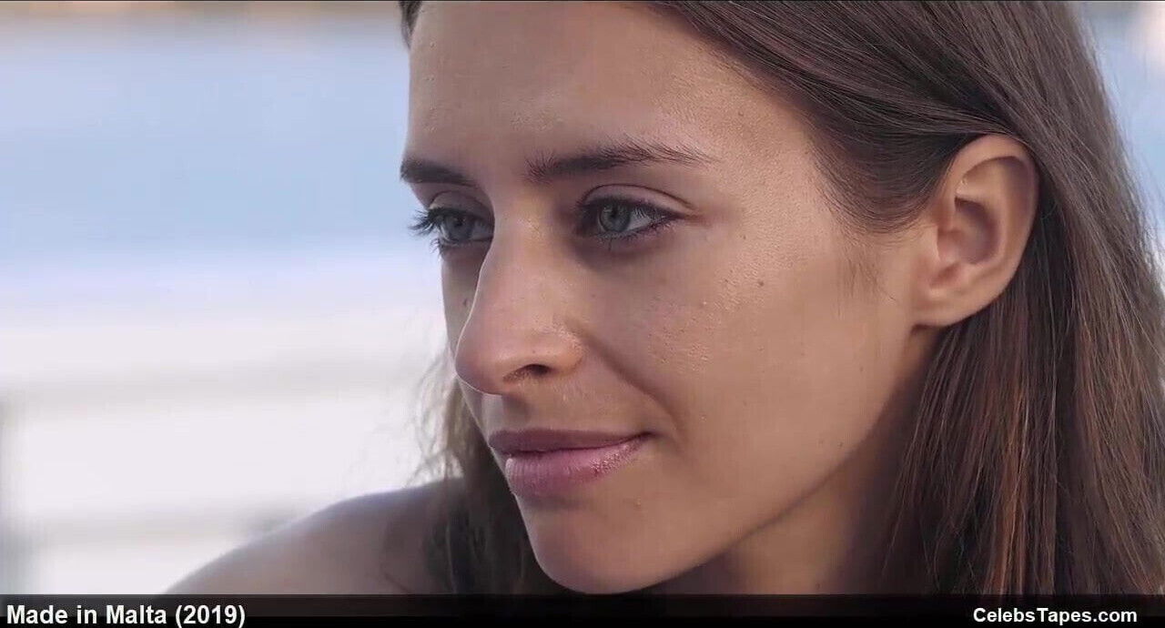 Celeb actress Ariadna Cabrol topless and erotic movie scenes