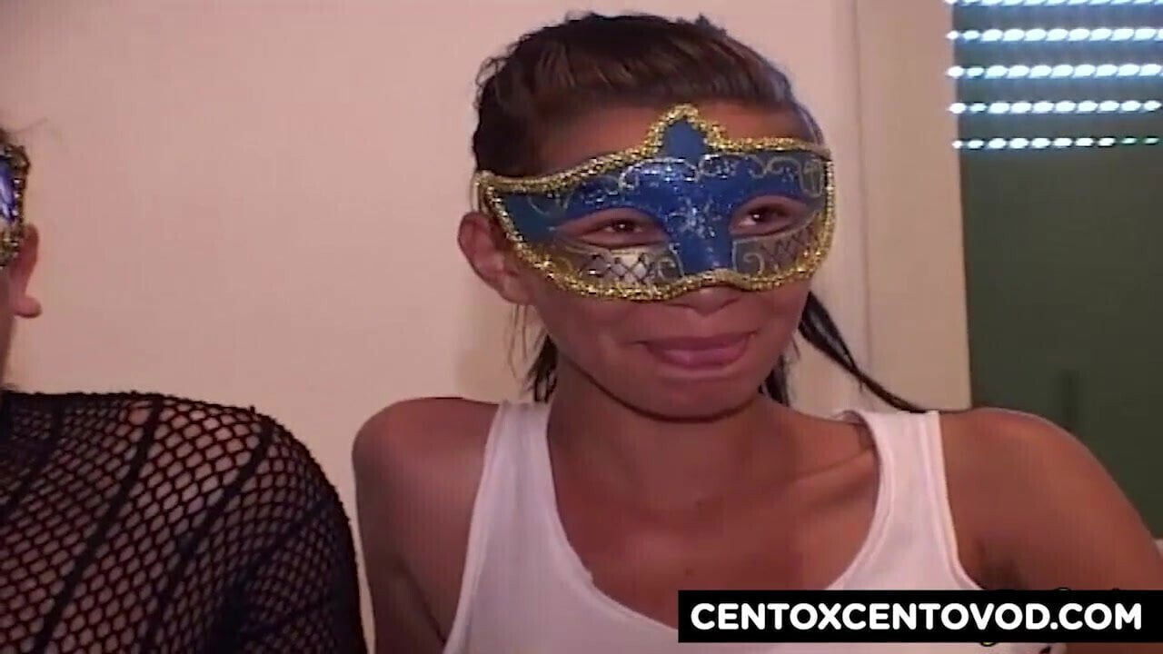 beautiful girls their twenties, perfect body, amateur