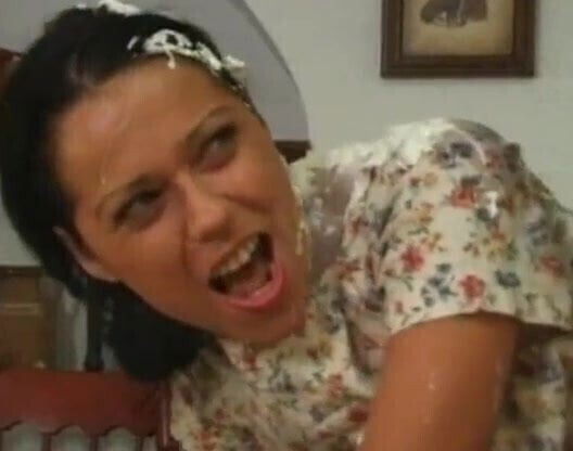 what movie is this? Who is the actress?