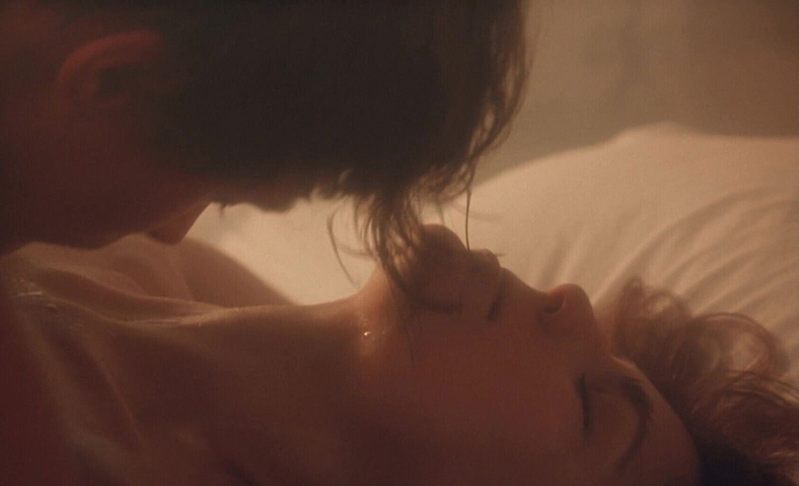 Jill Pierce - ''Kickboxer 4: The Aggressor'' 03