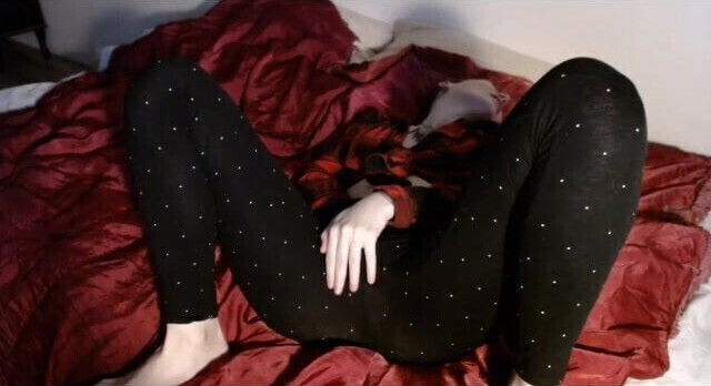 Easy Russian girl black leggings no panties