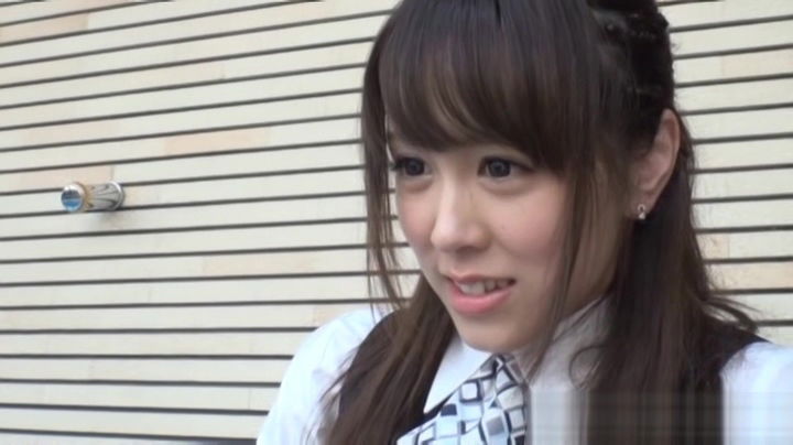 Shizuku Memori naughty office lady in high heels gives footjob