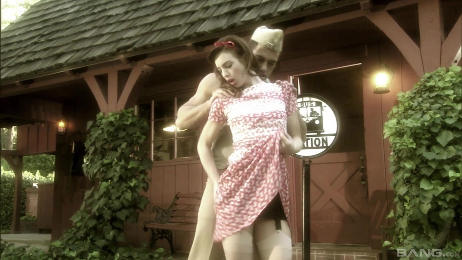 Outside blowjob amazing with horny nice Riley