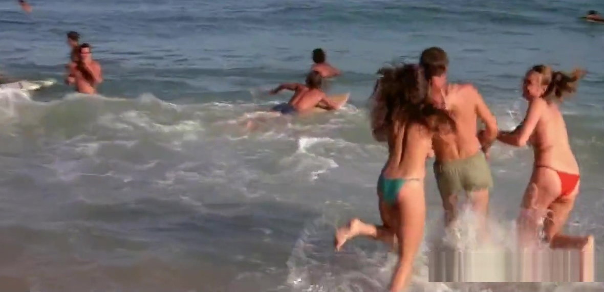 Michelle Johnson and Demi Moore - Blame It On Rio (1984)