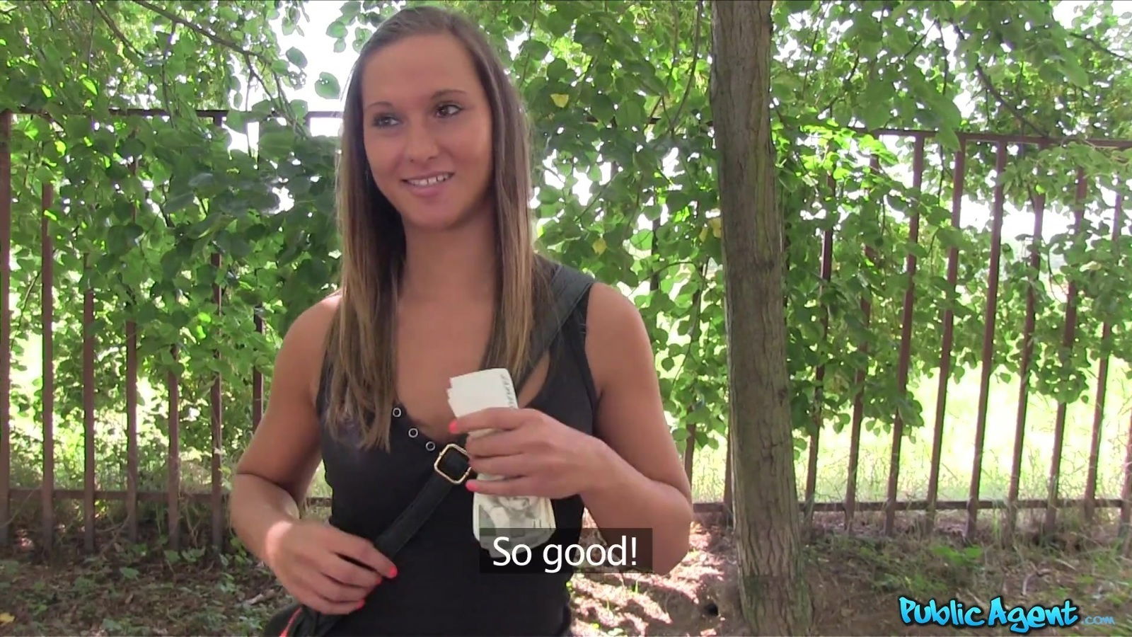 Outdoor jumping penis amazing experience Naomi Bennet