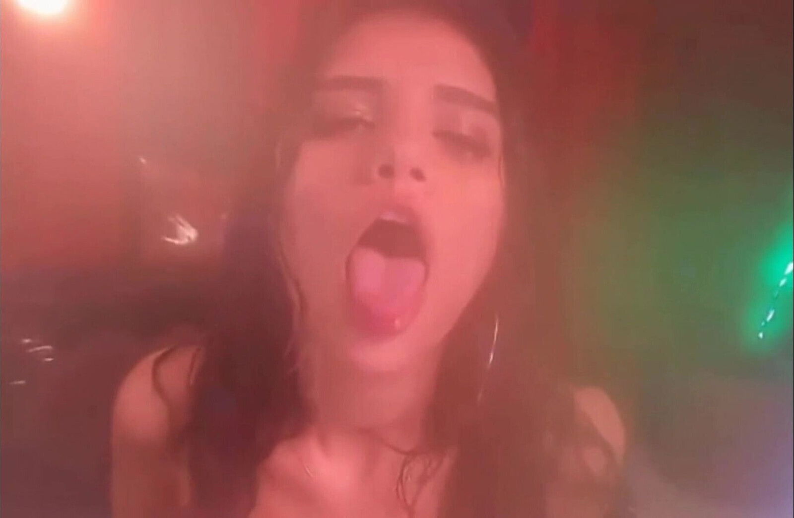 face fuck and slapping - stupit girl