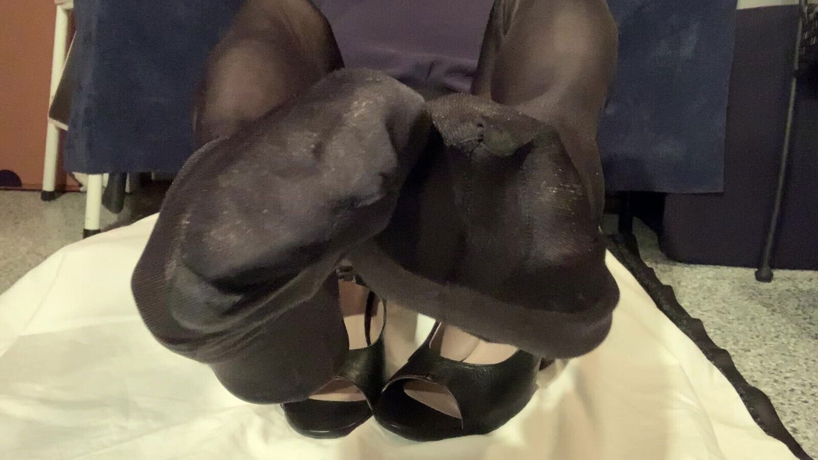 Cum on my Hot Sweaty Stocking Feet