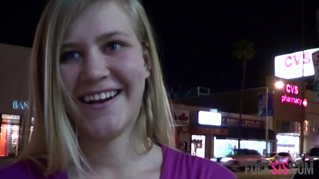 Roxy Lovette Bookstore Sexualization