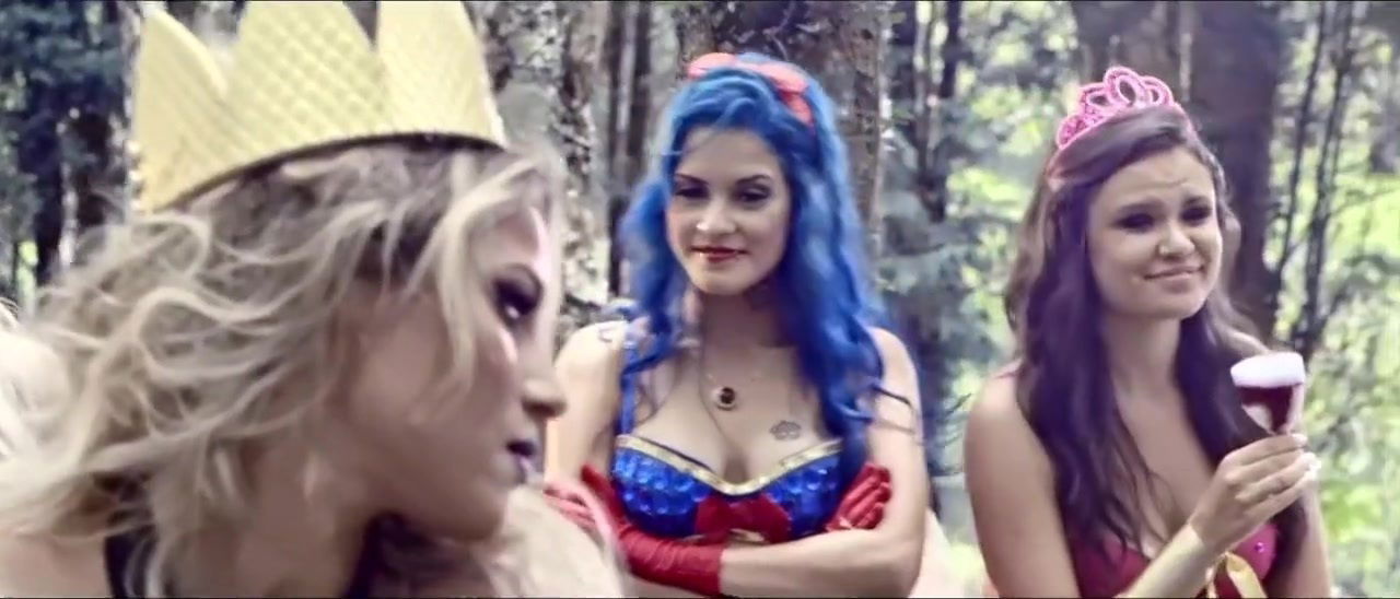 MC Tati Zaqui - Parara Tibum