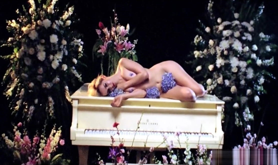 Jena Malone - The Shoe - Dead Rabbit Hopes (2014)