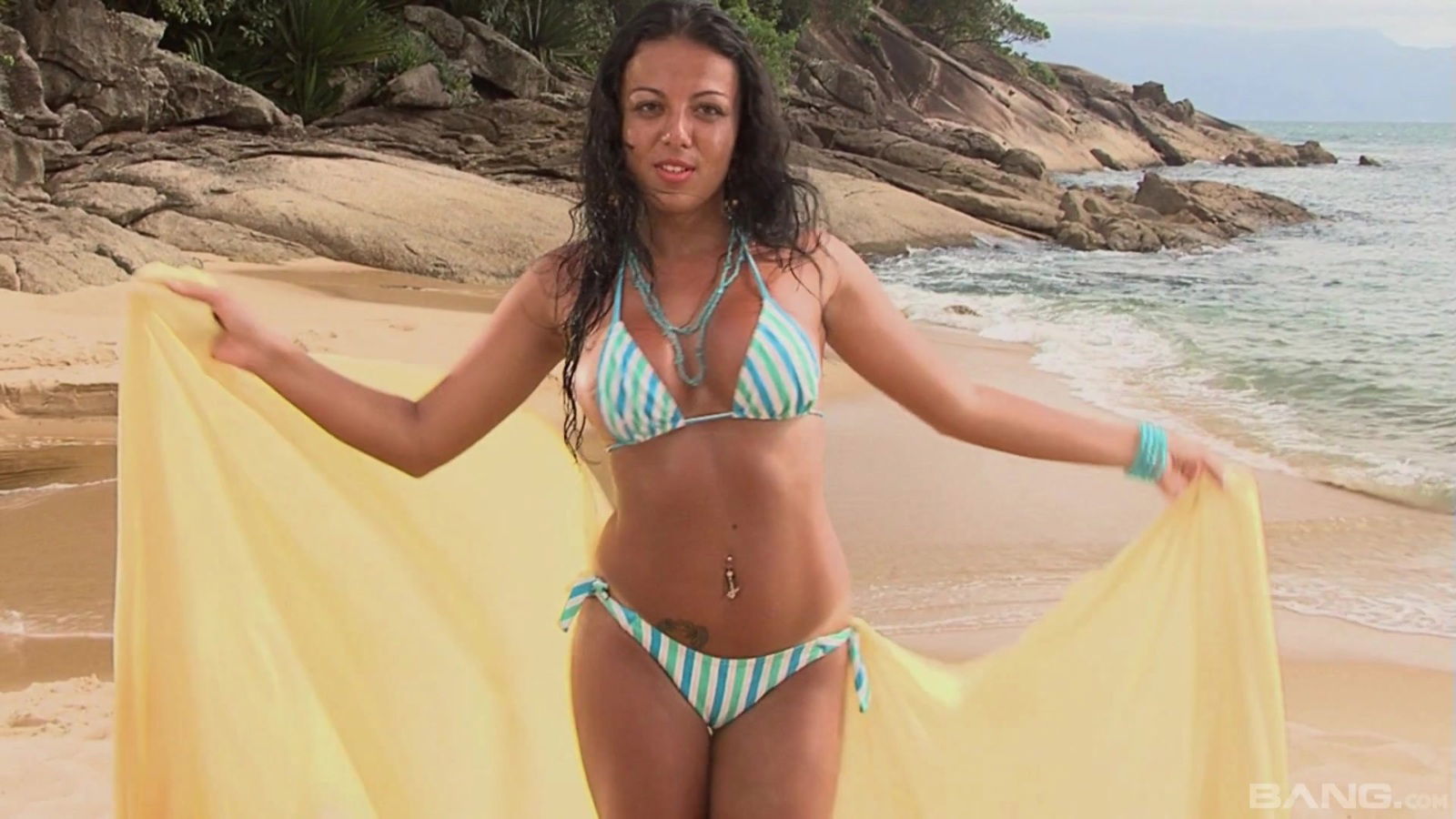 Hot Paloma Sanchez enjoys amazing fuck with a dude at the beach