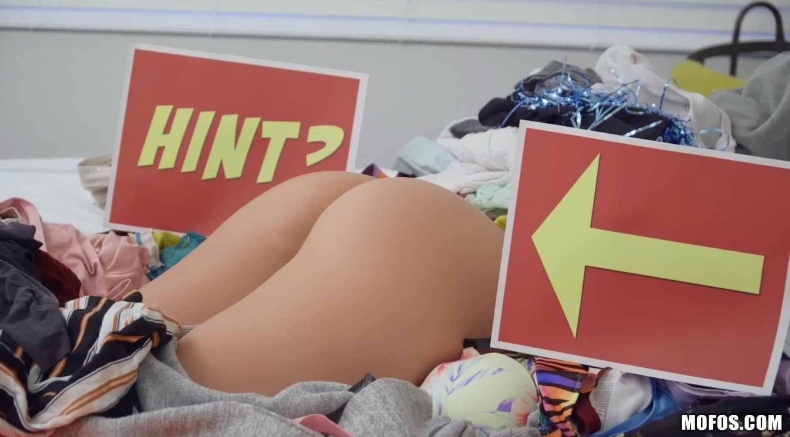 Hardcore with steaming-hot teen Daisy Stone