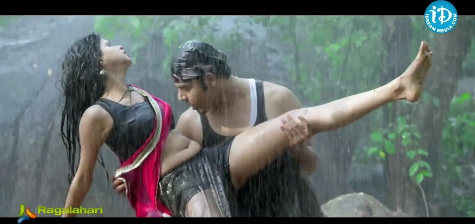 Naveena hot navel - HD