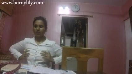 Beauty Muslim girl natural With Busty Muslim Negotiate