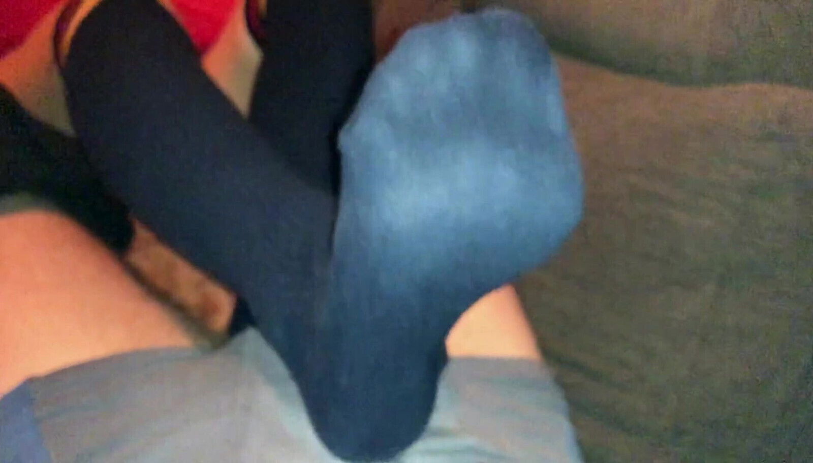 Smelly Overknee Socks Foot Job - Orgasm under her soles!