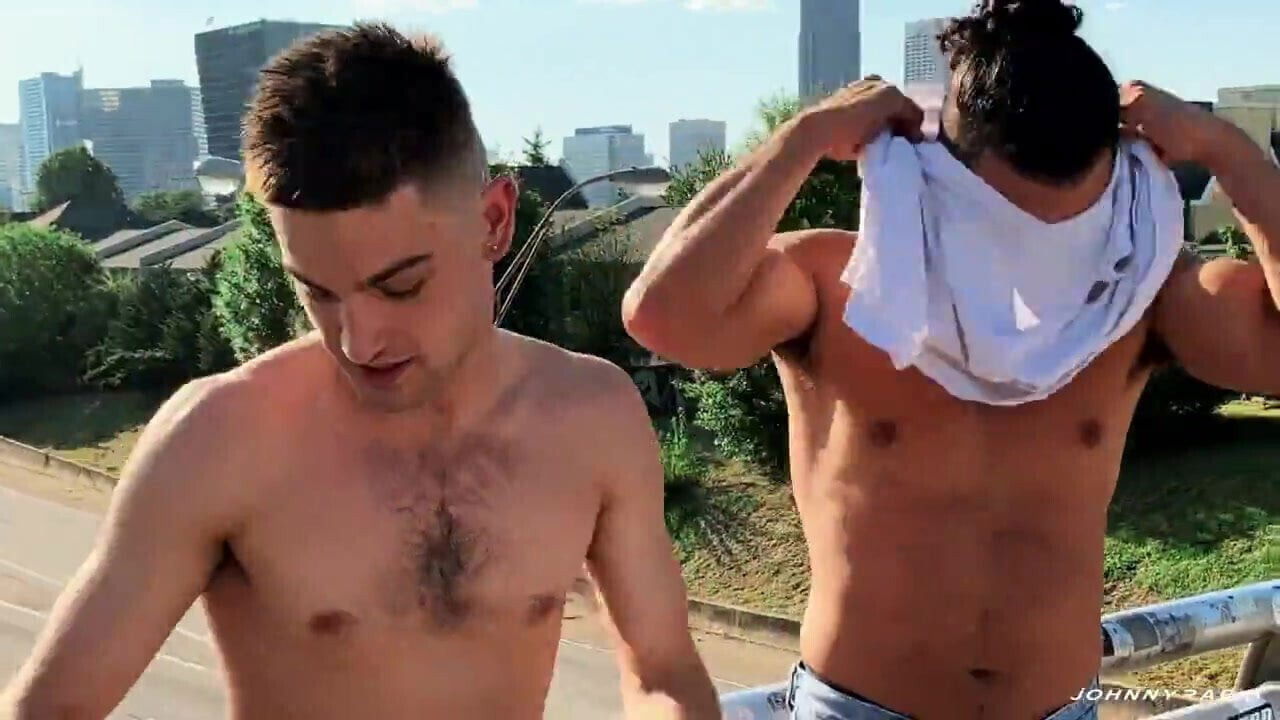 Johnny Rapid Xavier fucking each other bare