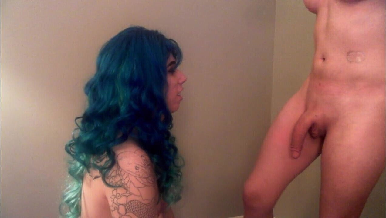 Winter Bluu Suck Tgirl with 8 Inch Dick