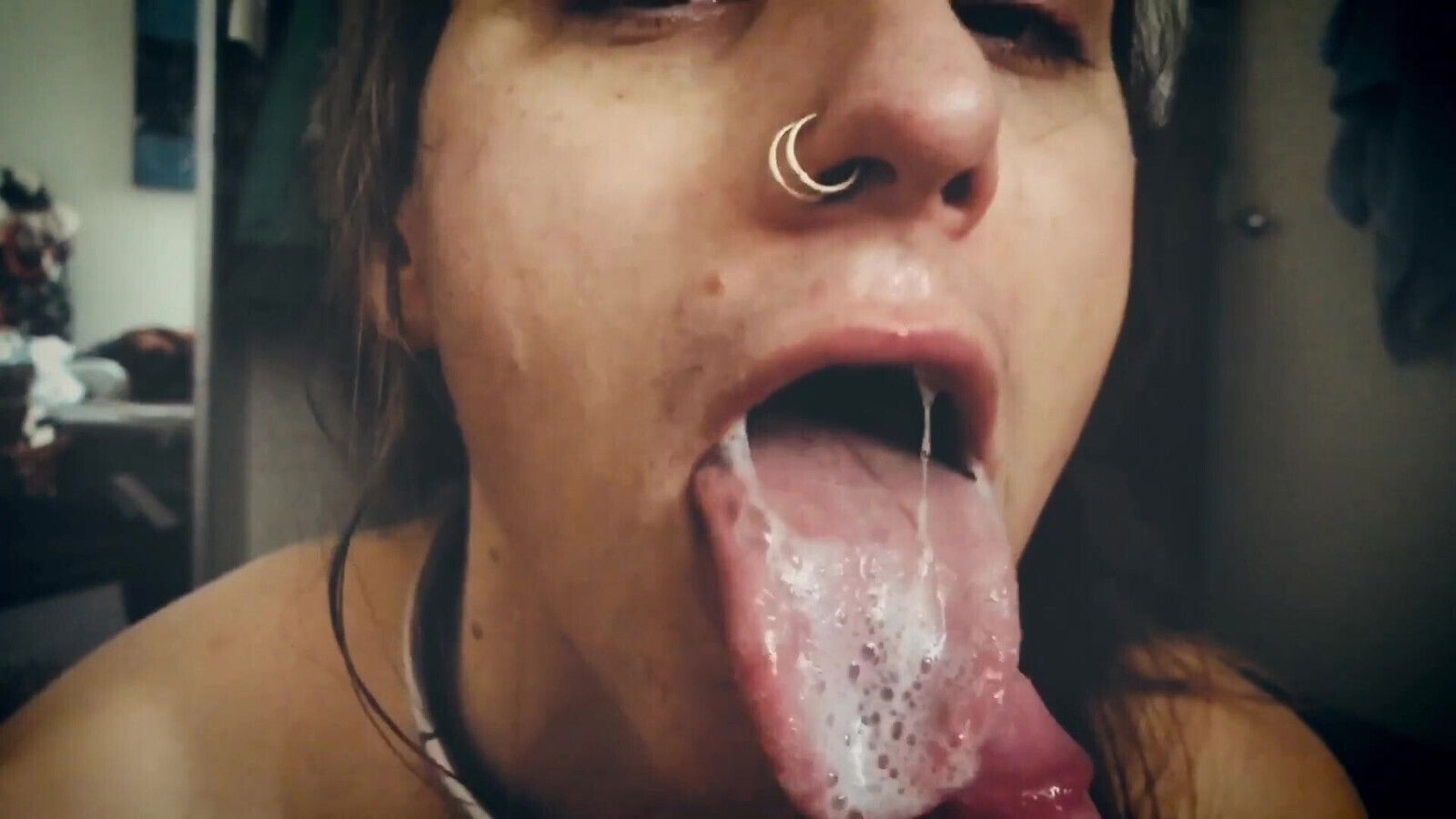 JamieTheSlut chokes Tammy Cheeks' handcuffed Part