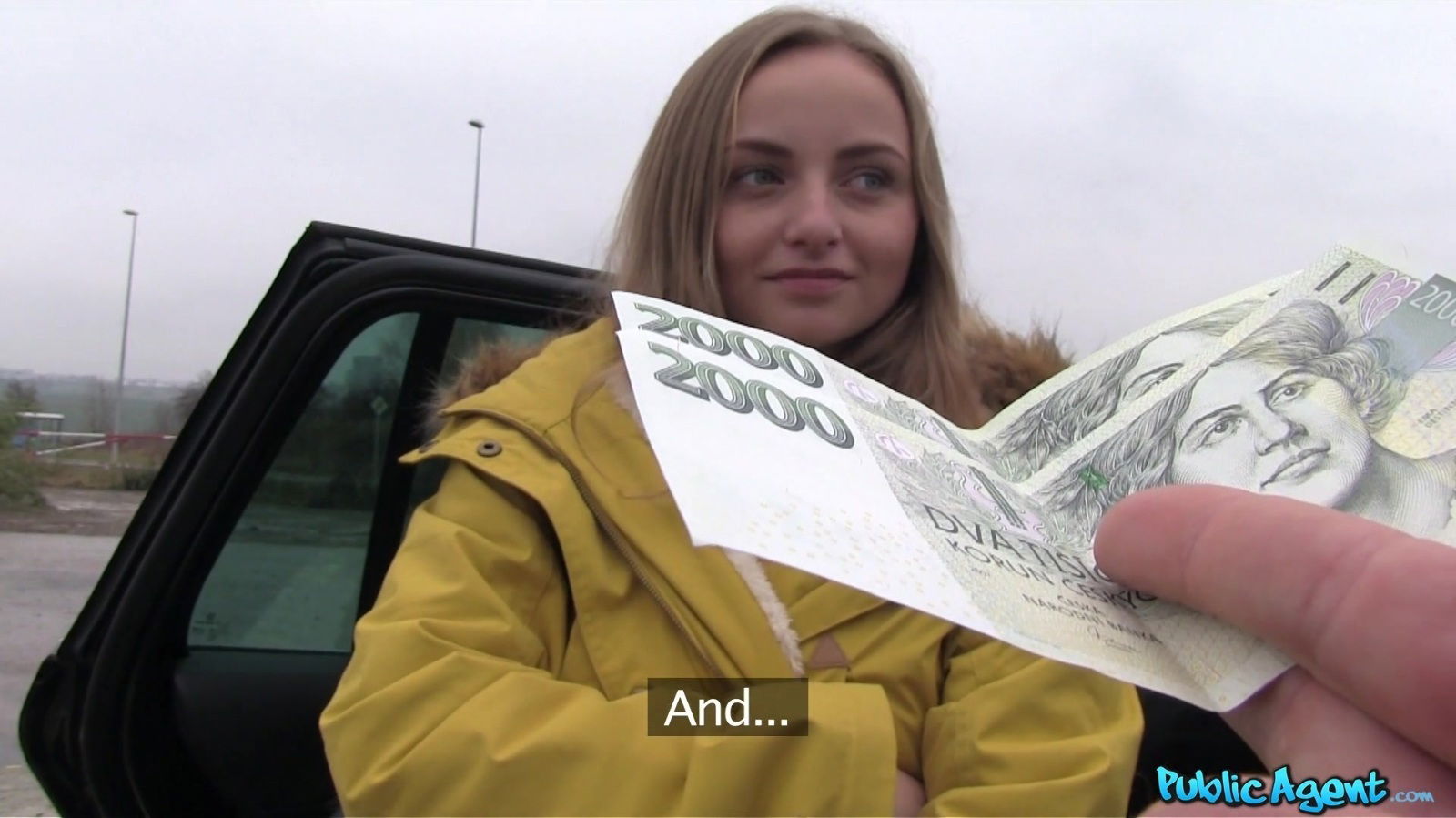 Outside sex and a blowjob is amazing with horny blonde Tomas Jondi