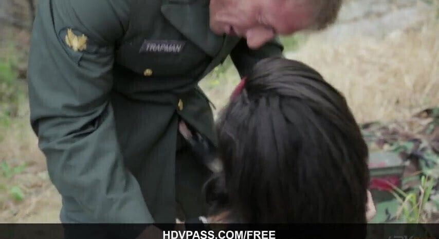 Bonnie Rotten gets her tight asshole hammered