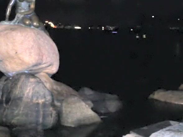 LN's#18 Hotter than Little Mermaid Copenhagen Landmark Cute MILF fucked!