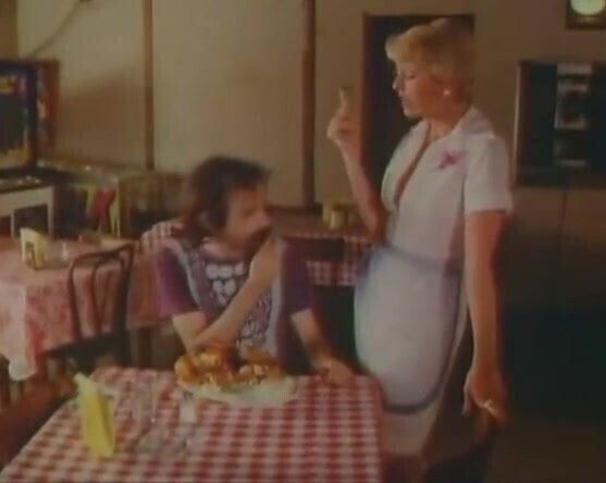 VINTAGE KITCHEN SCENE